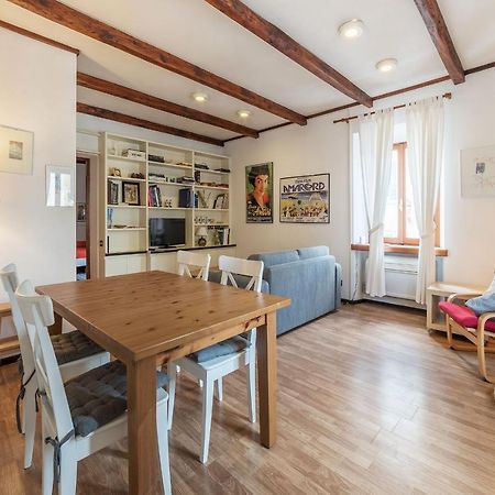 Colosseo Modern Apartment ローマ エクステリア 写真