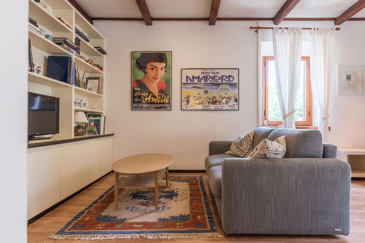 Colosseo Modern Apartment ローマ エクステリア 写真