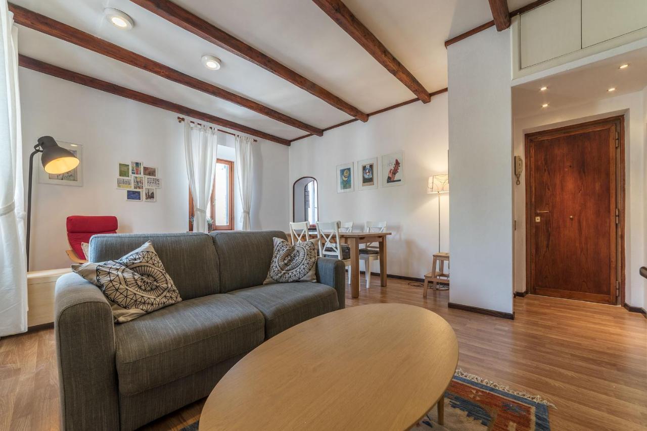 Colosseo Modern Apartment ローマ エクステリア 写真