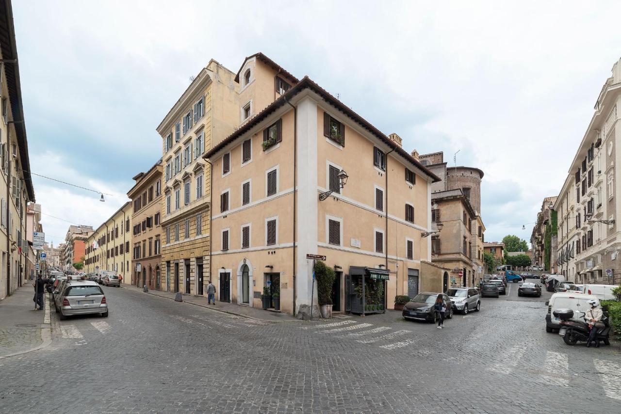 Colosseo Modern Apartment ローマ エクステリア 写真