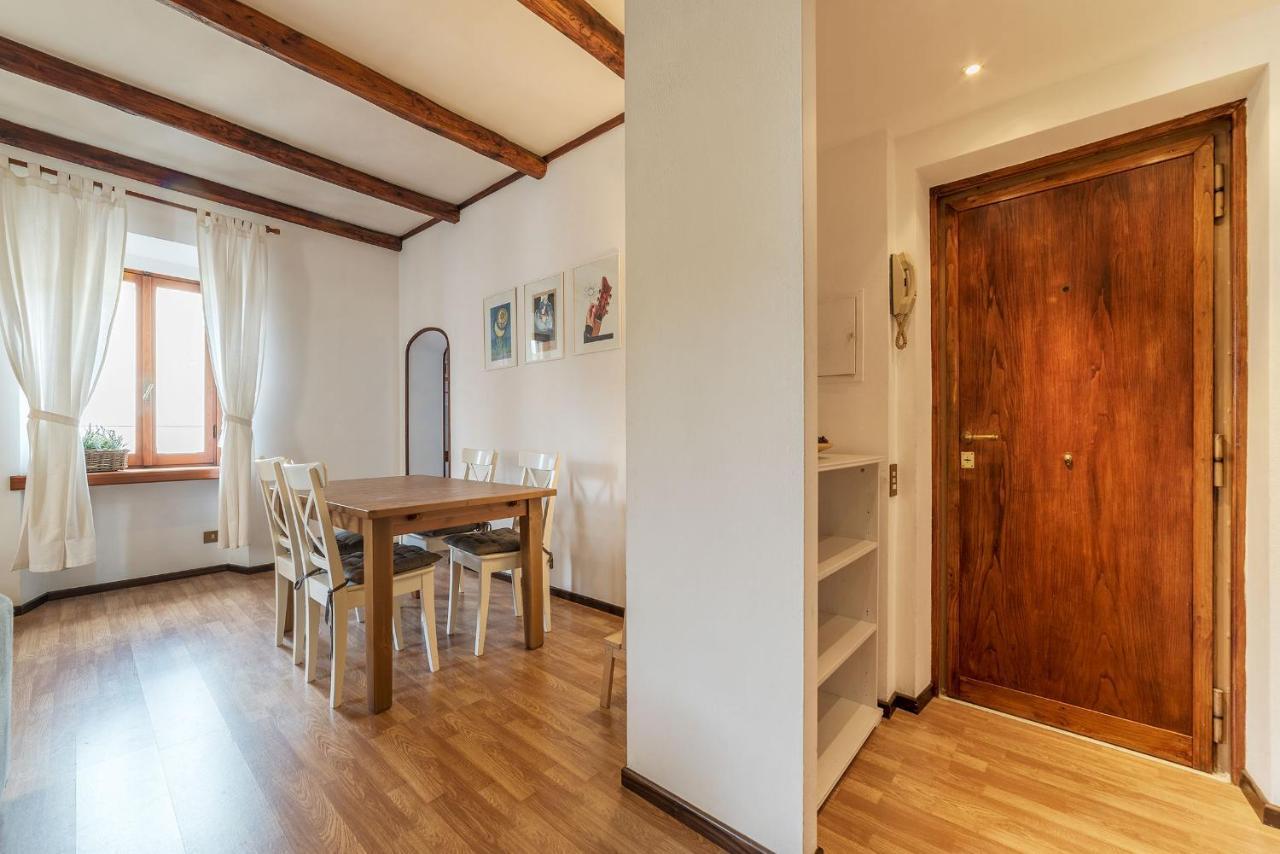 Colosseo Modern Apartment ローマ エクステリア 写真
